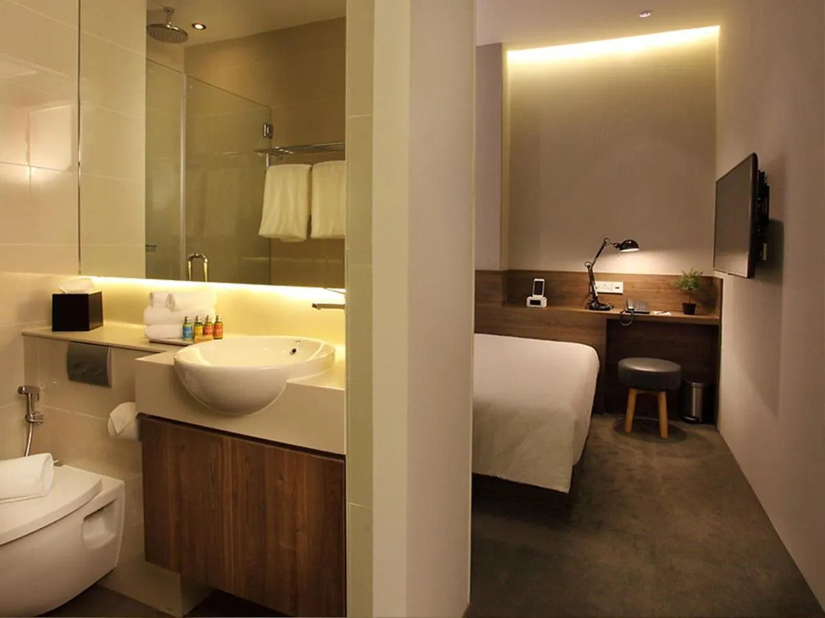 Image 2 of Arcadia Hotel
