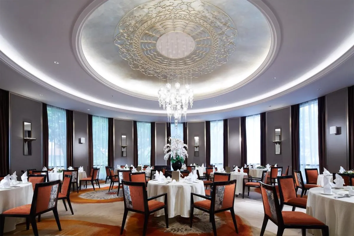 Image 4 of Carlton Hotel Singapore