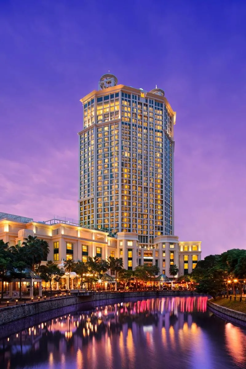 Image 3 of Grand Copthorne Waterfront