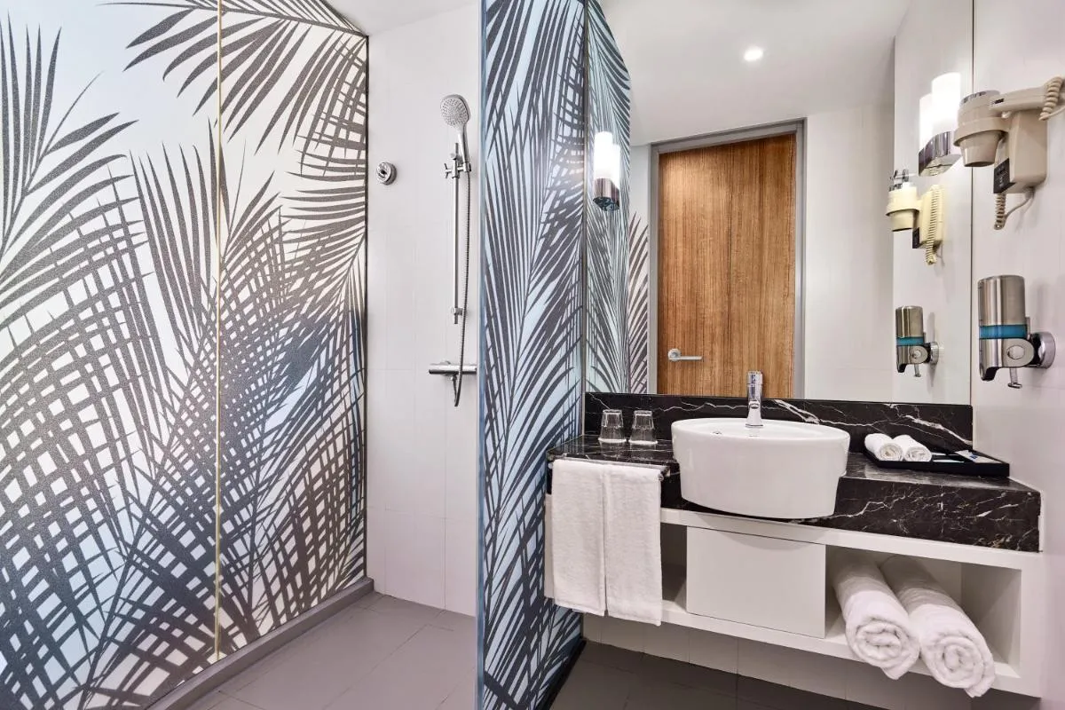 Image 2 of Holiday Inn Express Singapore Orchard Road, an IHG Hotel