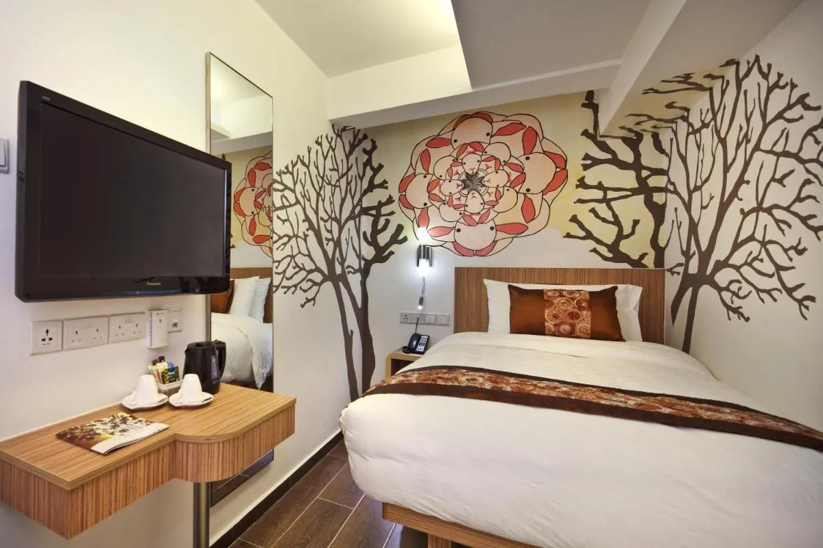 Image 2 of Hotel Clover The Arts
