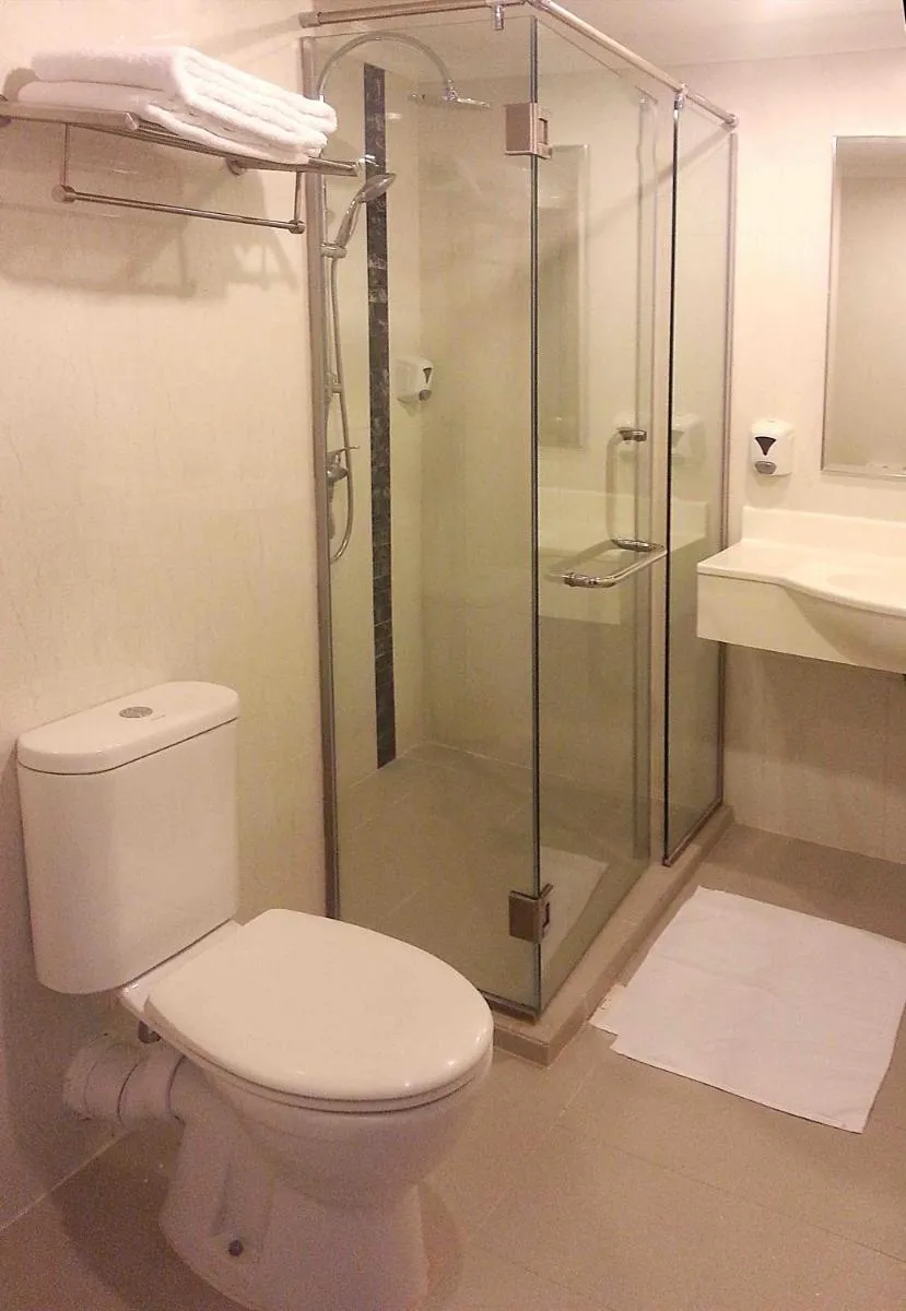 Image 3 of Metropolitan YMCA Singapore