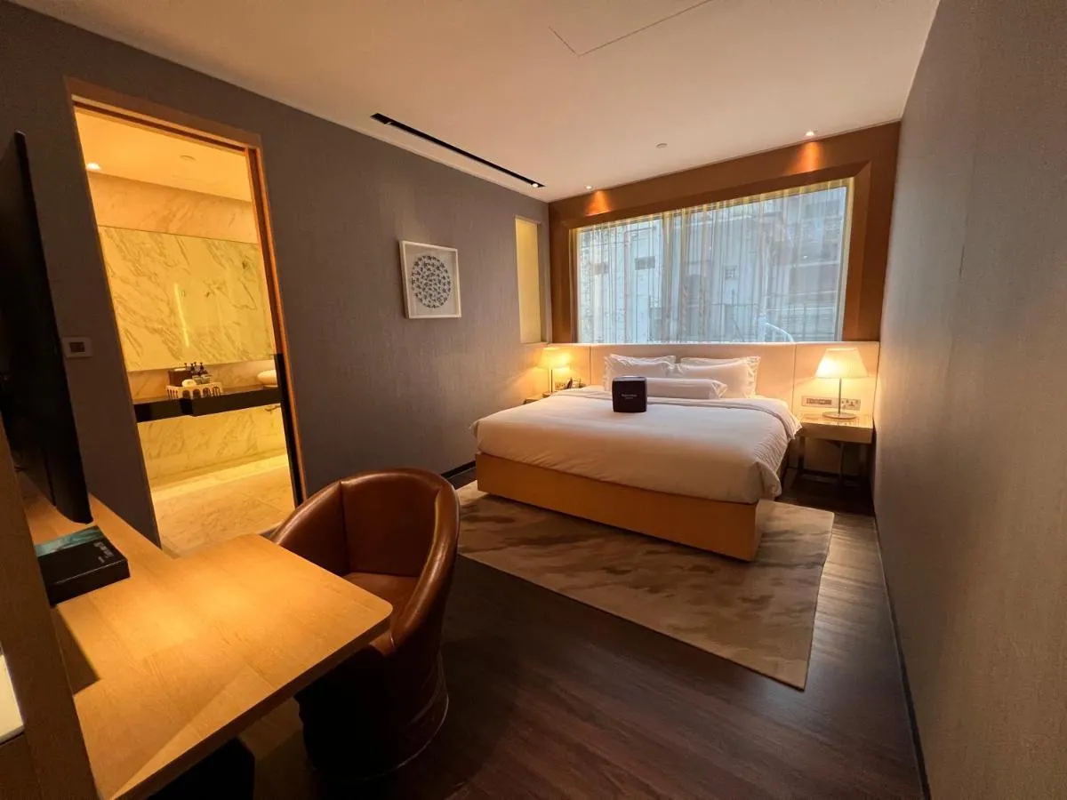 Image 1 of Naumi Hotel