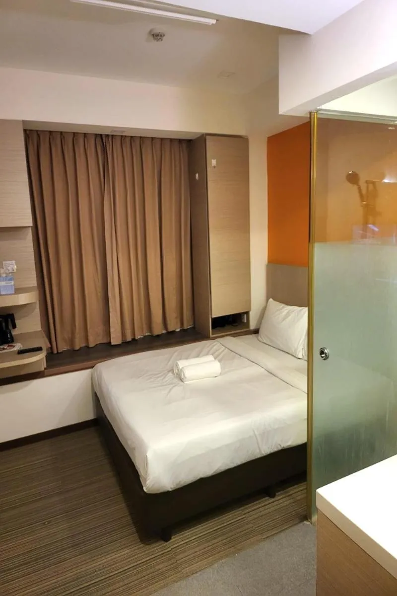 Image 3 of Philip Hotel Balestier
