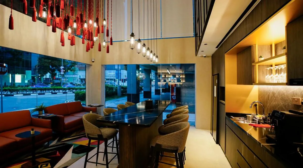 Image 6 of ST Signature Bugis Middle