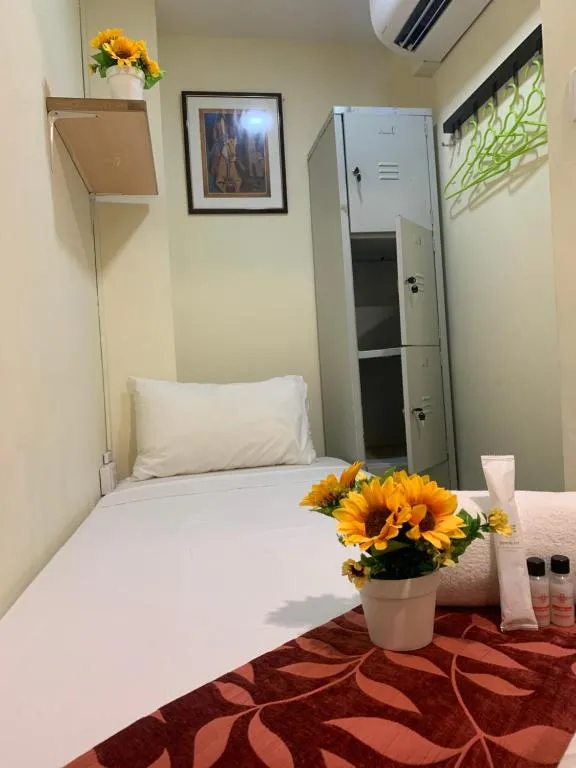 Image of Sandpiper Hotel Single Room, Long Stay and Short Hours