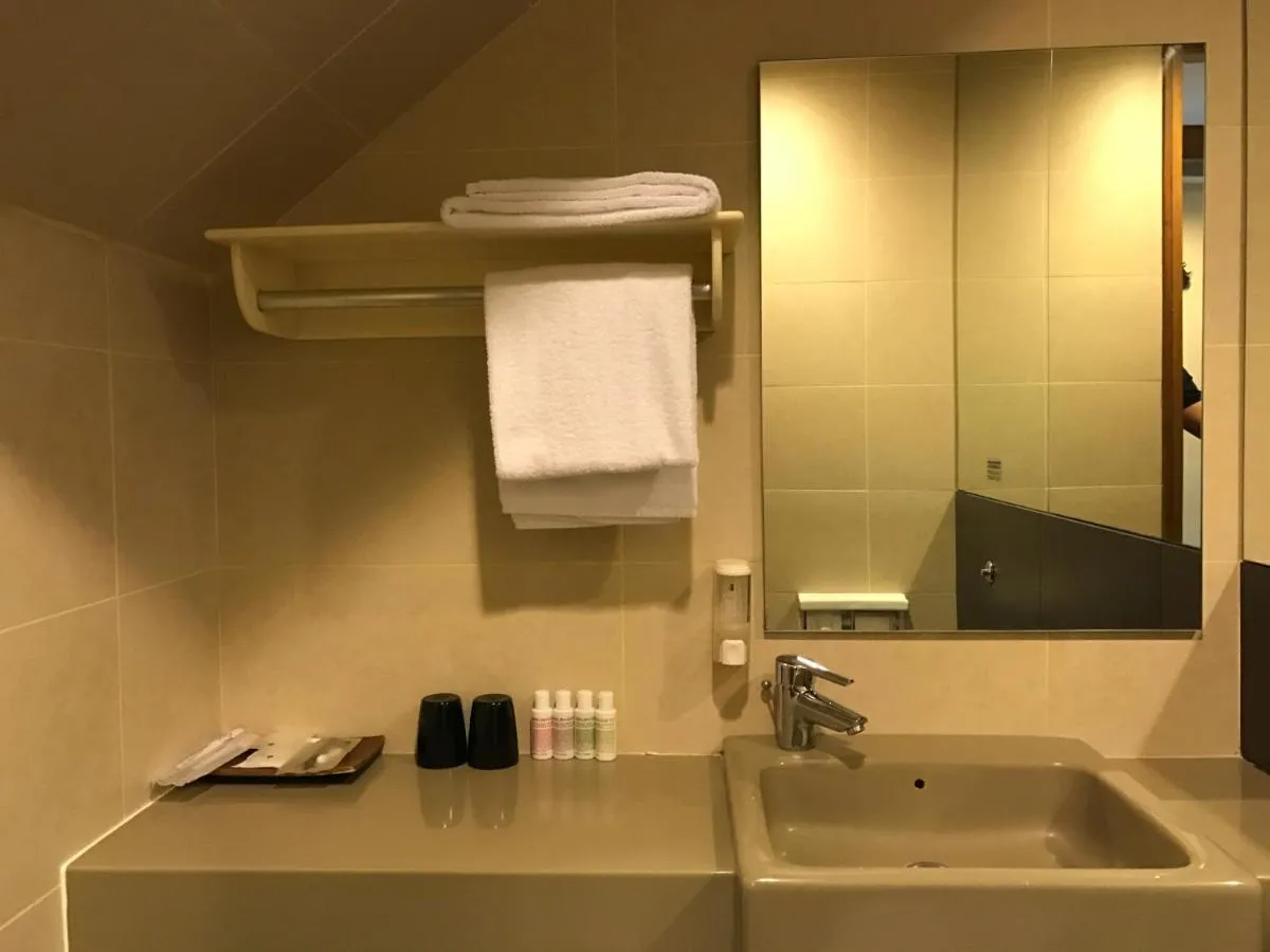 Image 2 of Siloso Beach Resort – Sentosa