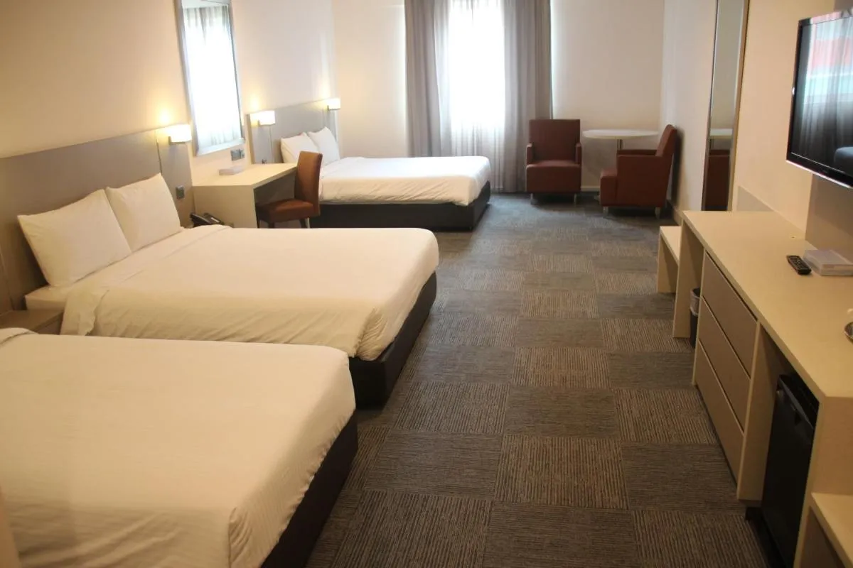 Image 4 of Strand Hotel