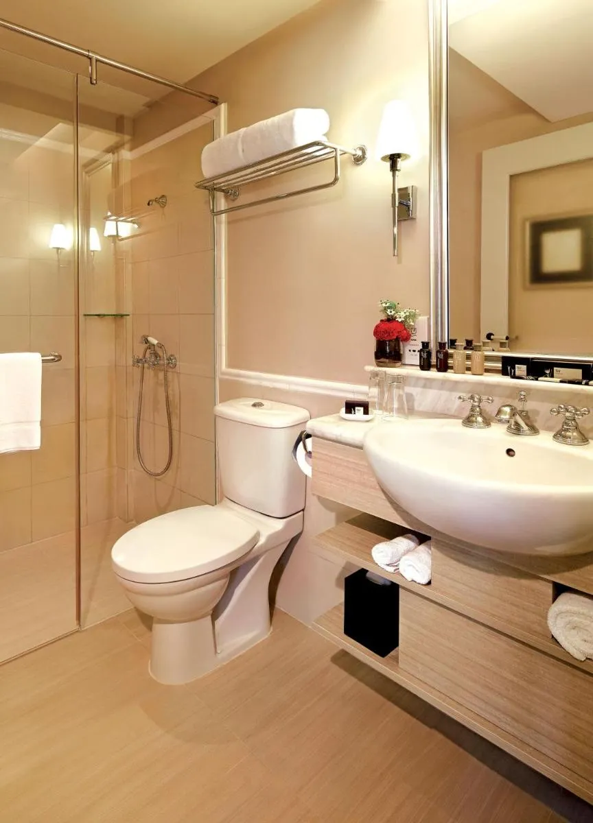 Image 3 of The Scarlet Singapore