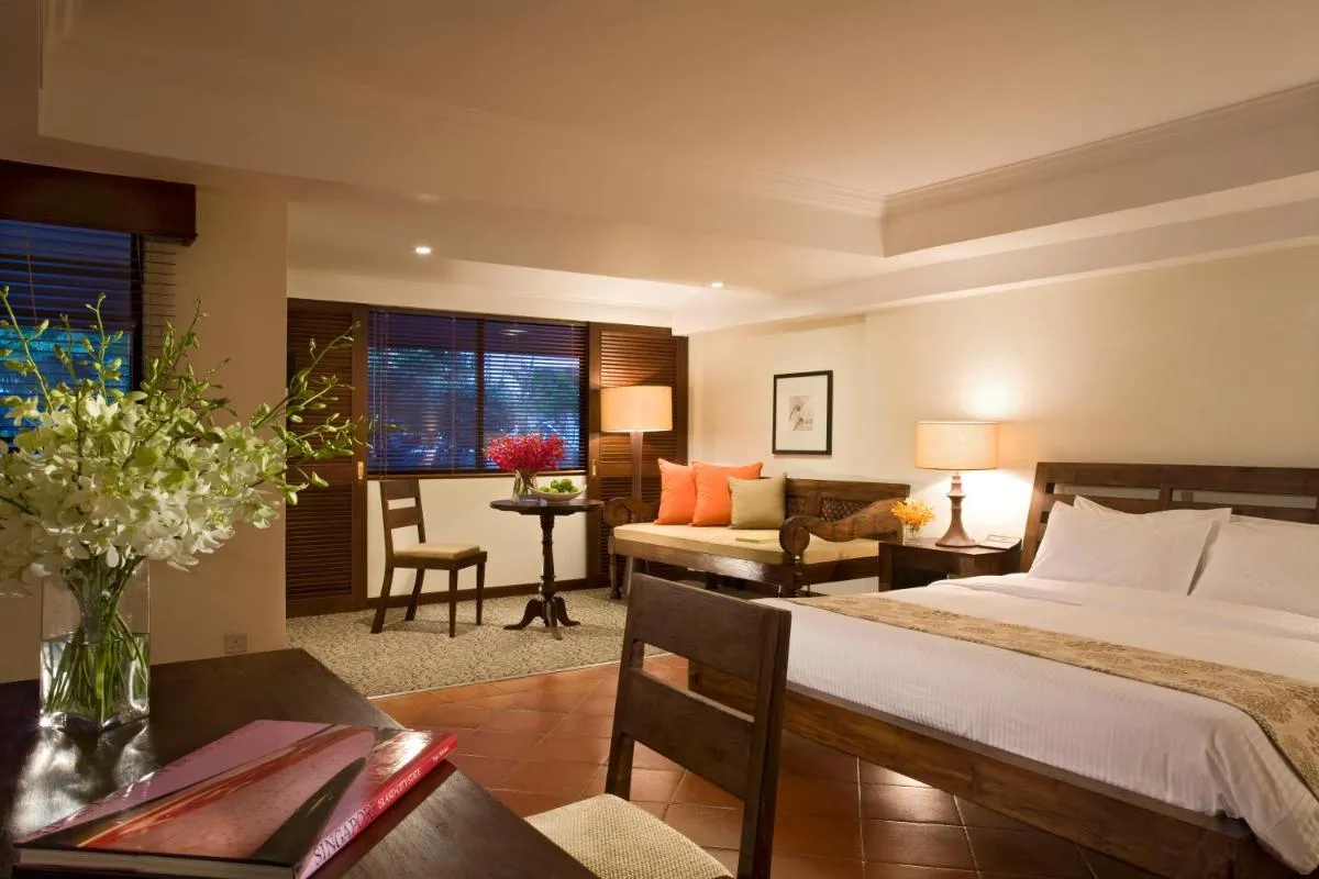 Image 1 of York Hotel